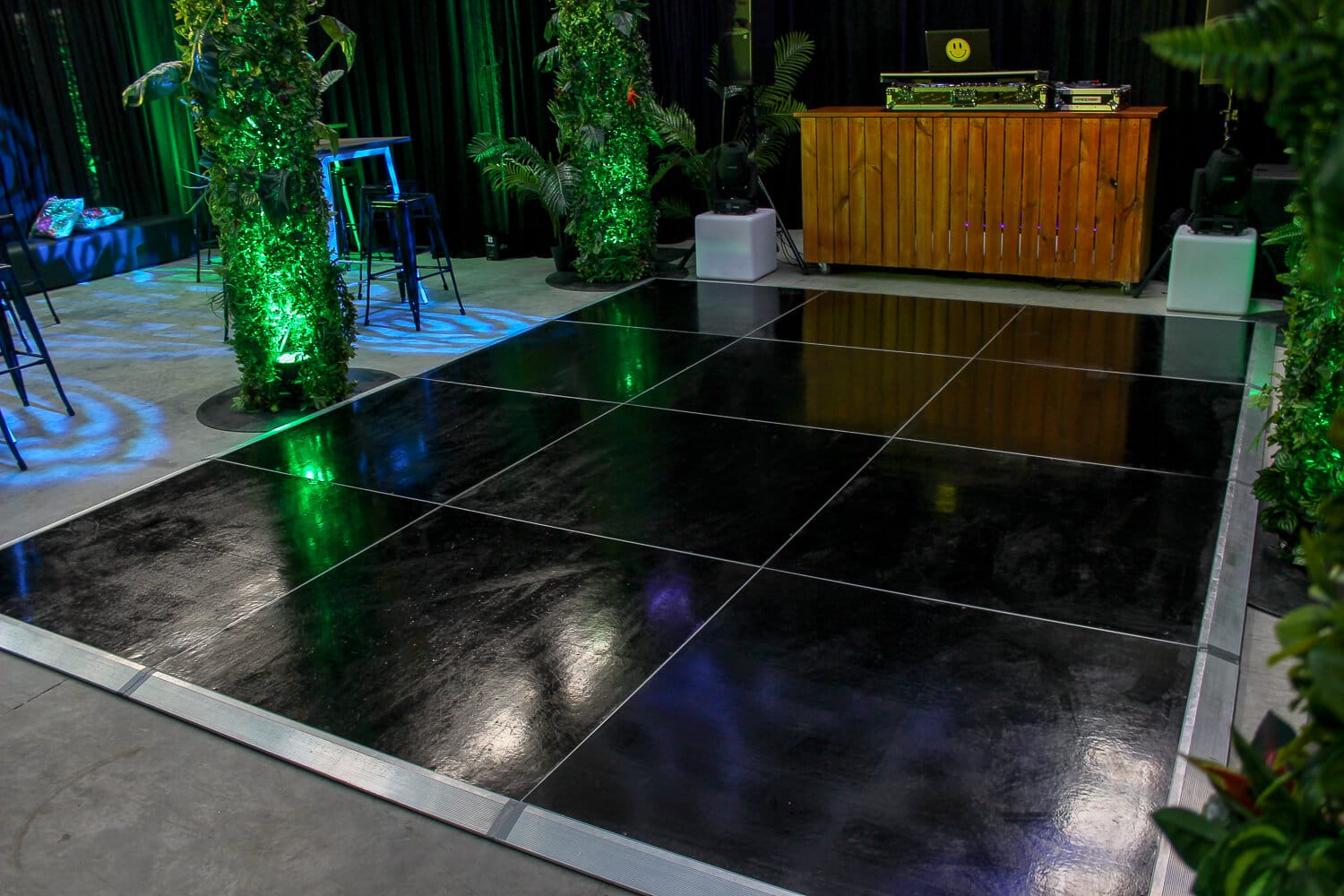 black dance floor hire melbourne green uplighting
